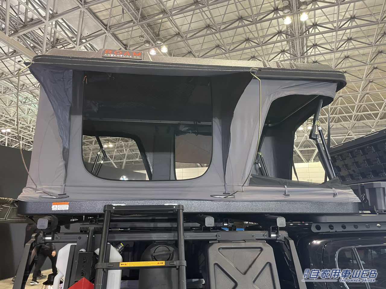 |これはアウトドアの要塞!最高にかっこいいカスタムハイラックスが登場