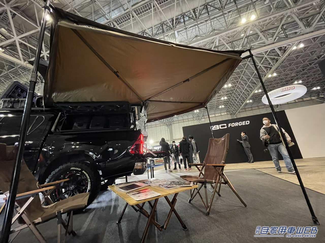 |これはアウトドアの要塞!最高にかっこいいカスタムハイラックスが登場