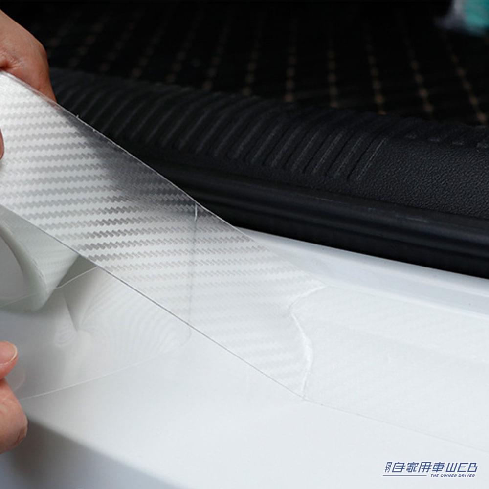 |あなたの愛車をキズから守る!カーボンファイバープロテクターフィルムにブラックカラーが新登場