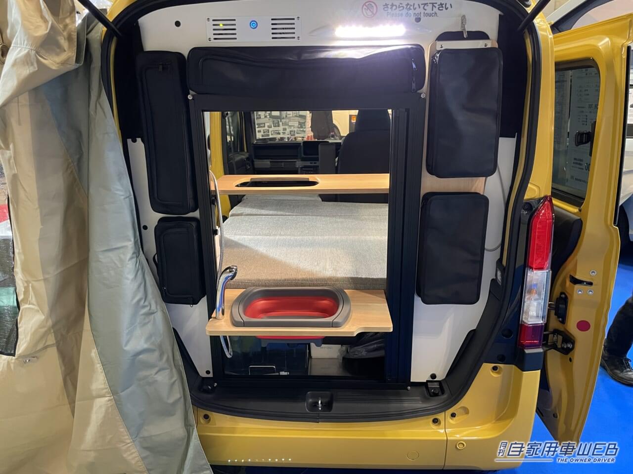 |HONDAのN-VANが軽キャンパーに!サイドオーニングにフラットな車内がアウトドアに最適だ!