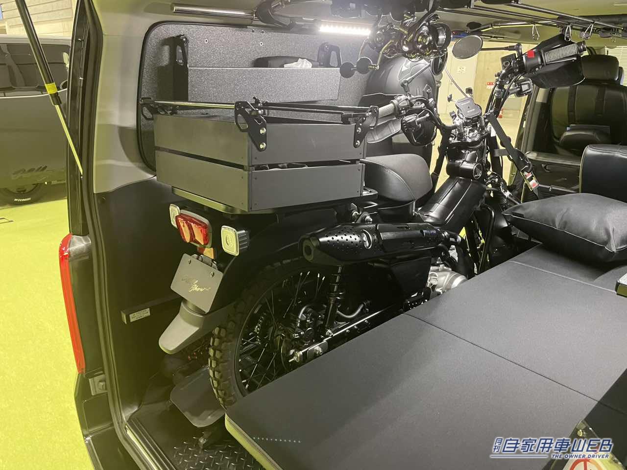 |日産キャラバンに男の趣味が満載!釣り具&バイクを積み込んで、車中泊もできちゃう!