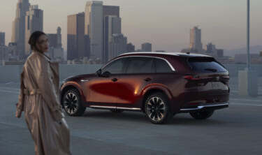 「MAZDA CX-90」が初公開!ワイドボディ3列シートの新型クロスオーバーSUV