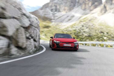 Audiの電気自動車に試乗するチャンス!Audi e-tron tour experienceを大阪で開催!