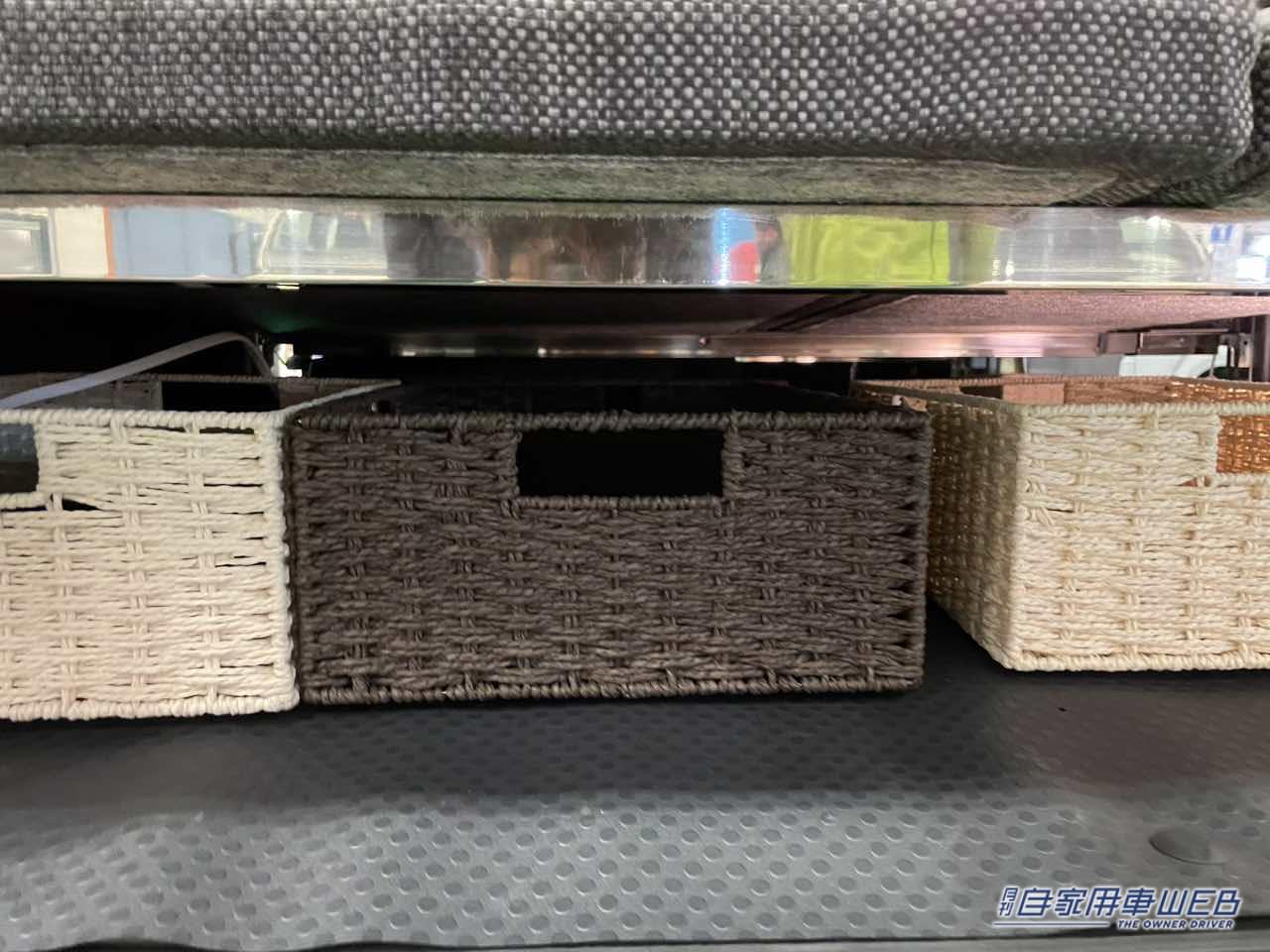 |DAIHATSUアトレーの軽キャンパー!二段ベッドの車内は広々快適でポータブルエアコンも!