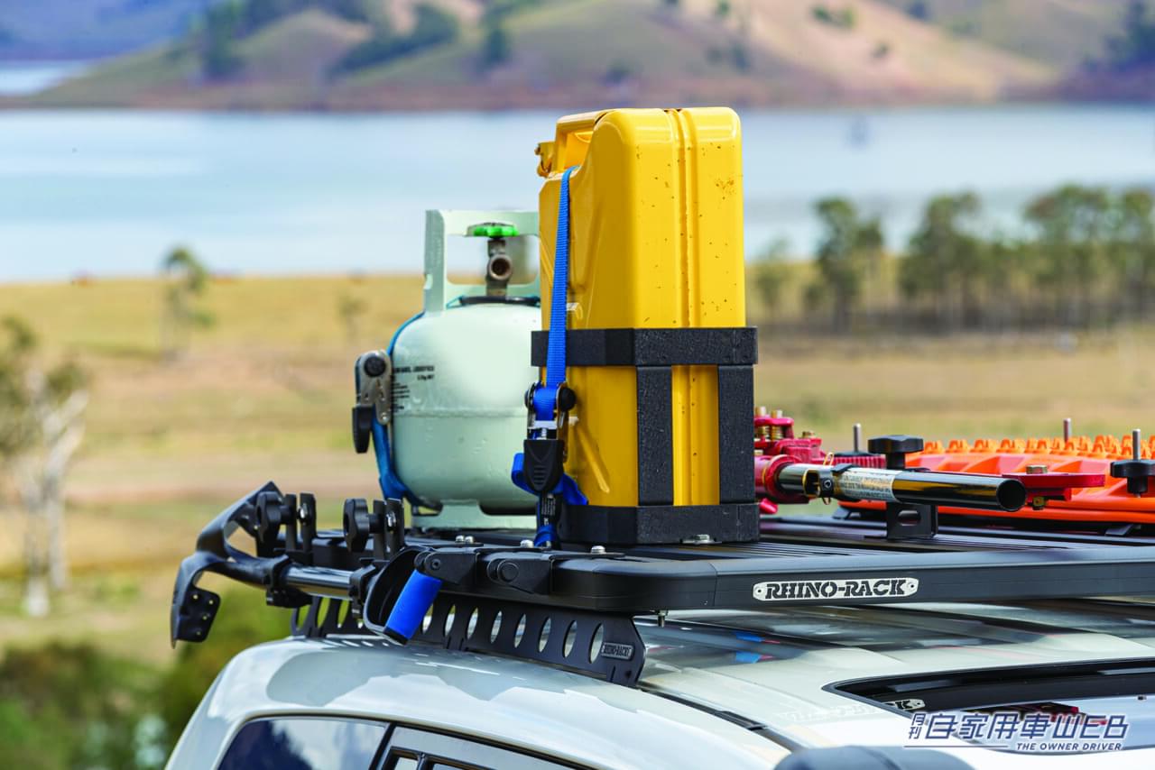 |取り付け時間、たったの45分!? 人気のスズキ・ジムニー用フラットルーフラックキットが登場、これは即買いでしょ!