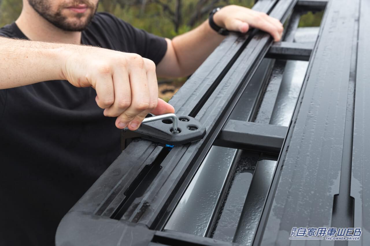 |取り付け時間、たったの45分!? 人気のスズキ・ジムニー用フラットルーフラックキットが登場、これは即買いでしょ!