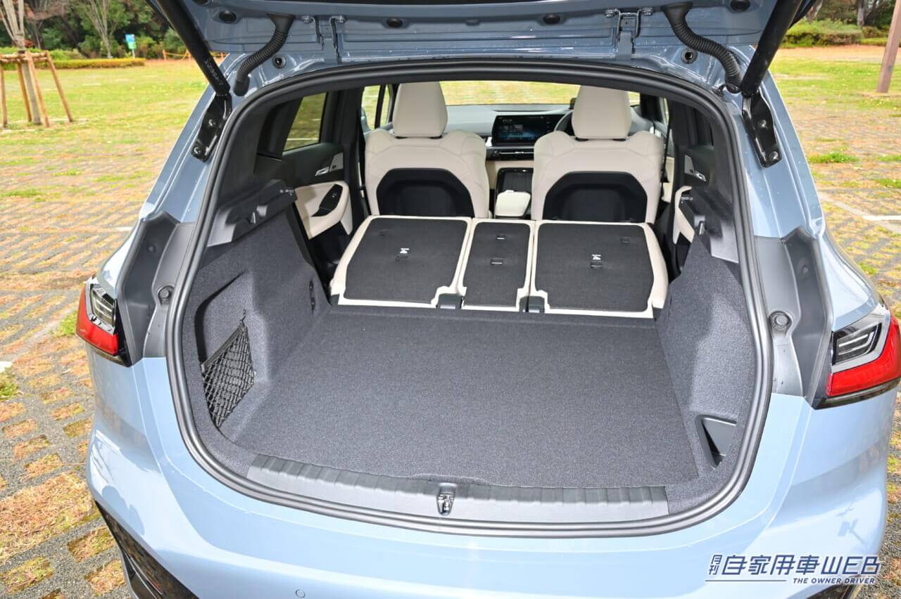 |まるも亜希子の「家族のクルマ選び!」フルフラットになるラゲッジはレジャー好きならかなり魅力的!【BMW 2シリーズ アクティブ ツアラー】