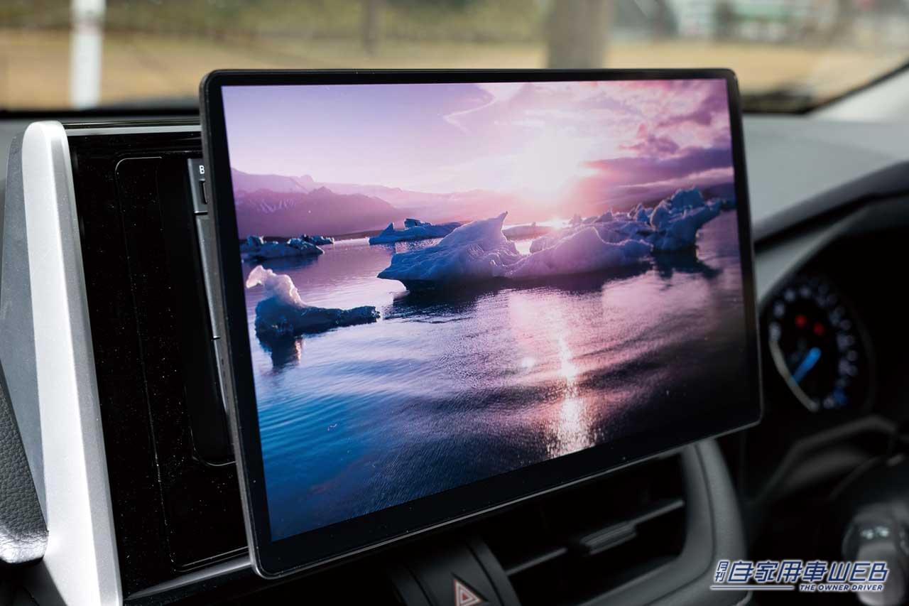 |ストラーダは他社製品とはココが違う! エンタメもナビも大満足のカーナビ、5つのポイントを解説!【Panasonic ストラーダ/CN-F1X1-BGD】