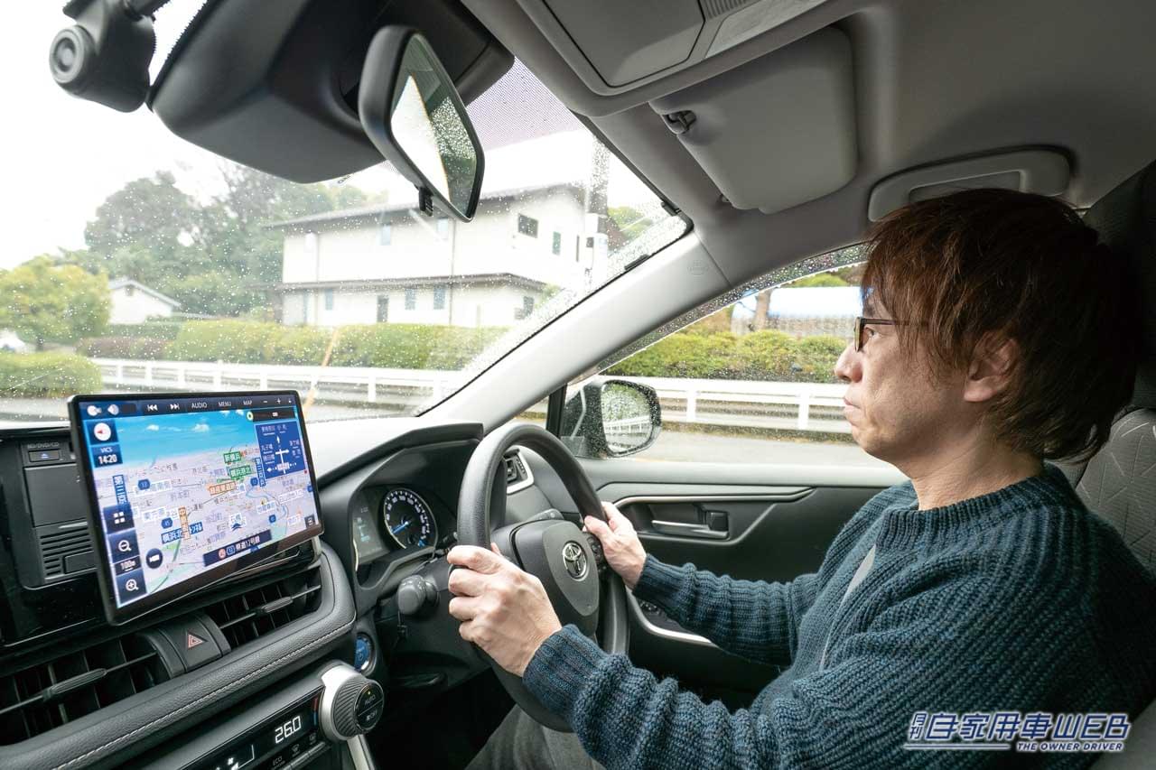 |ストラーダは他社製品とはココが違う! エンタメもナビも大満足のカーナビ、5つのポイントを解説!【Panasonic ストラーダ/CN-F1X1-BGD】