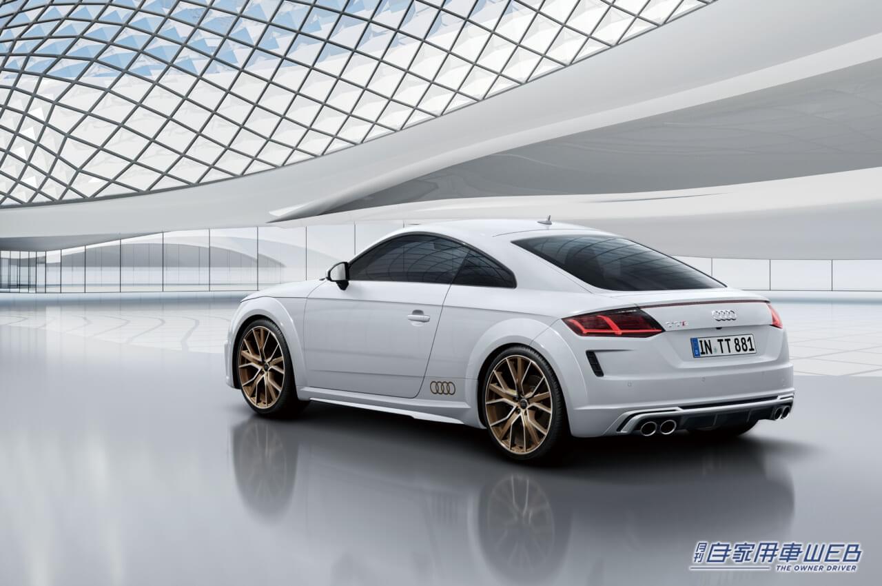 |Audi TTの生産終了を記念したモデル「Audi TTS Coupé memorial edition」を発表!ブロンズカラーの内外装が個性的!