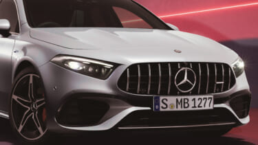 ベンツAクラスの新型モデルが発売開始!エクステリアに新デザイン採用し、よりシャープな印象に生まれ変わった