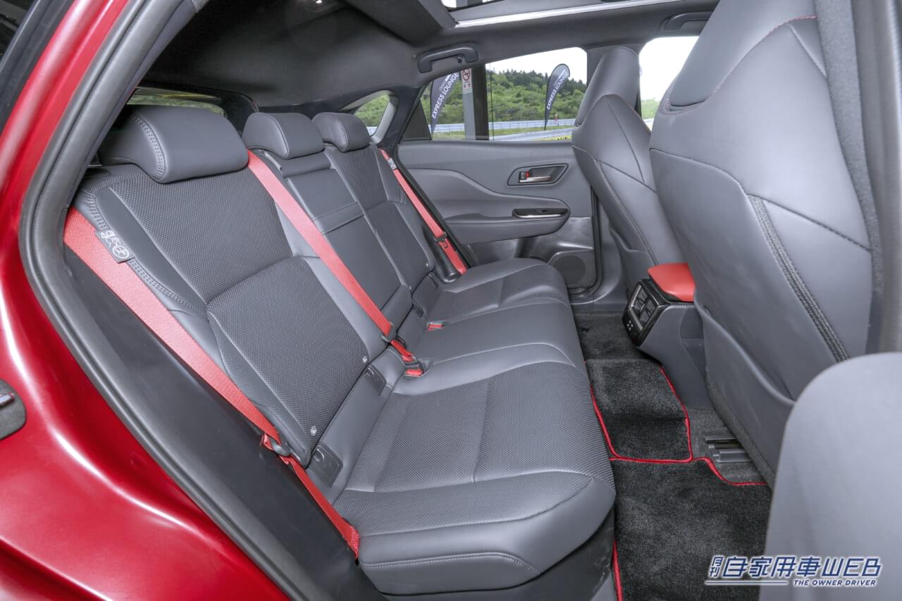 |話題のトヨタ「クラウンスポーツ」ショートサーキットでプロト初乗りインプレッション。PHEVは1クラス上のパワフルさ!!