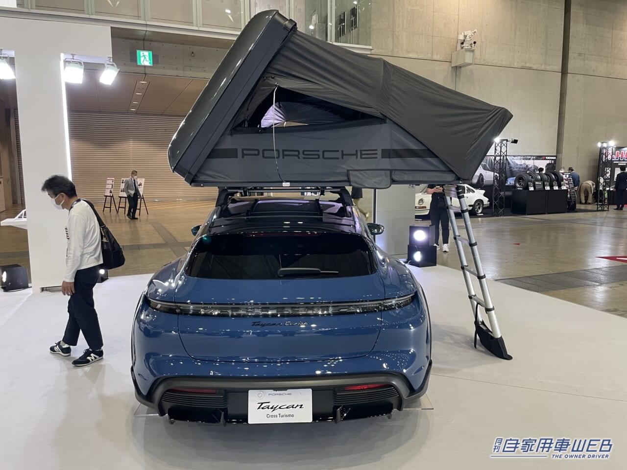 |ポルシェがキャンプ仕様に! ルーフテントは大人2人が寝られる広さ!