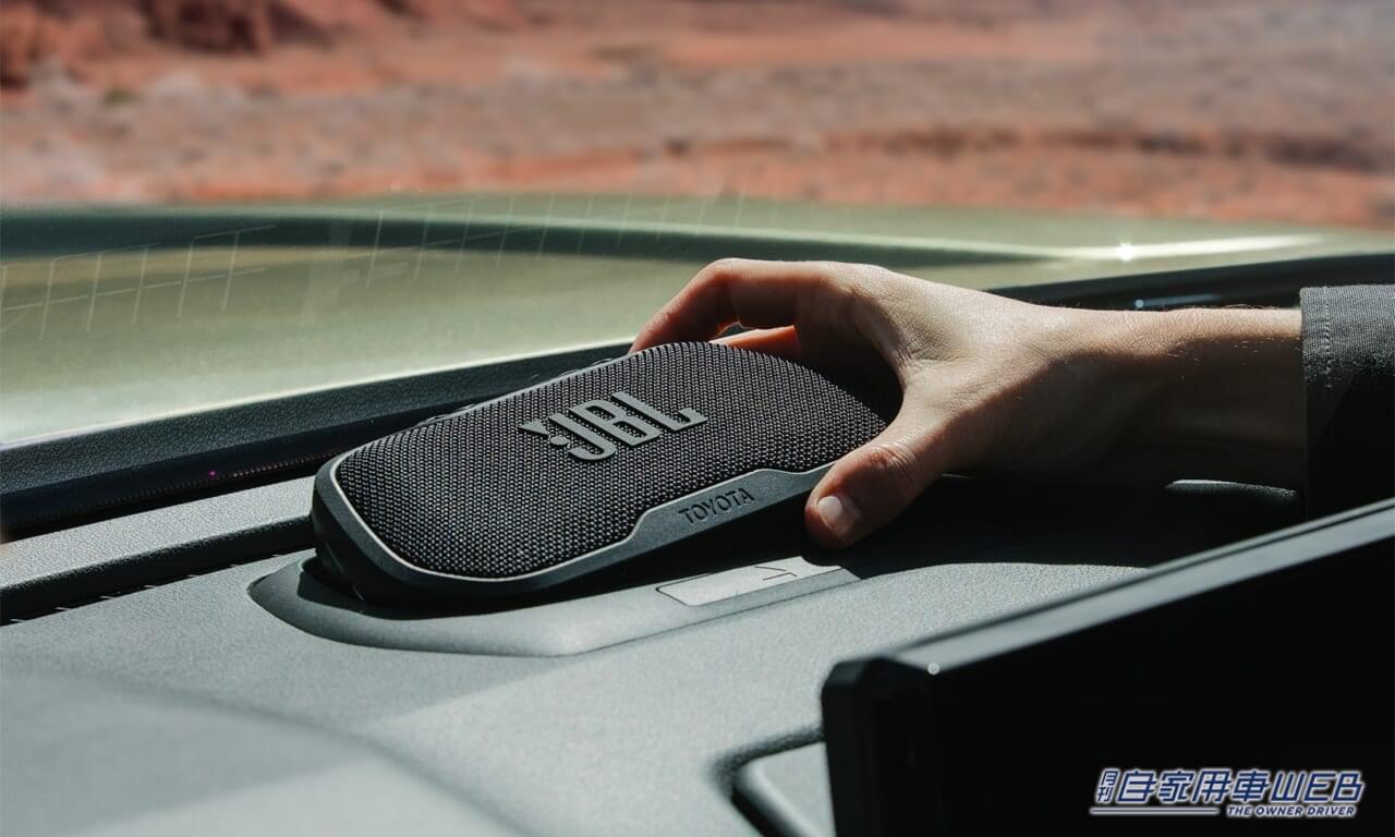 |ダッシュボードに取り外し可能なJBLスピーカー装着! トヨタのピックアップトラック新型「タコマ」さらなるティザー画像を公開!!