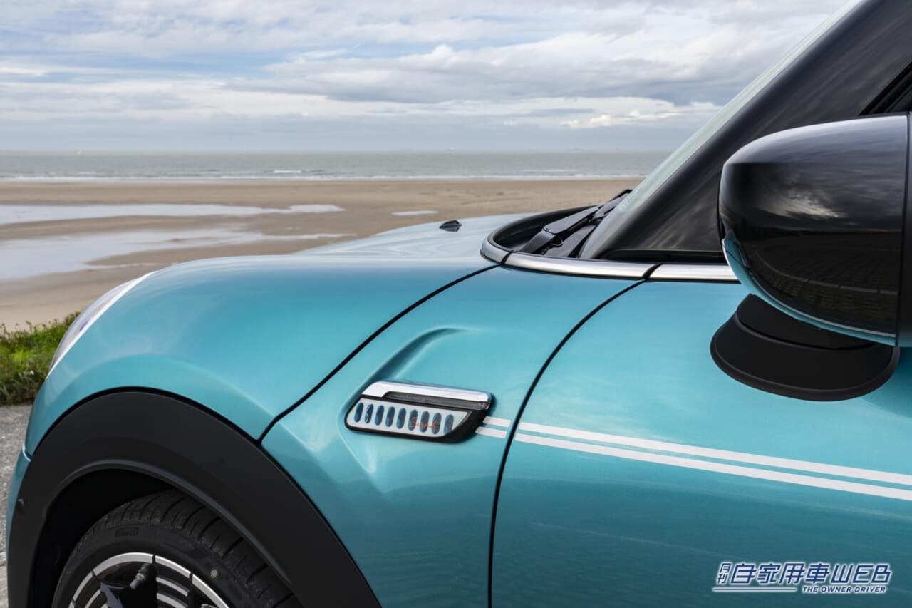 |カリビアン・アクアのボディがオシャレ!MINIコンバーチブル生誕30周年記念の限定車がデビュー