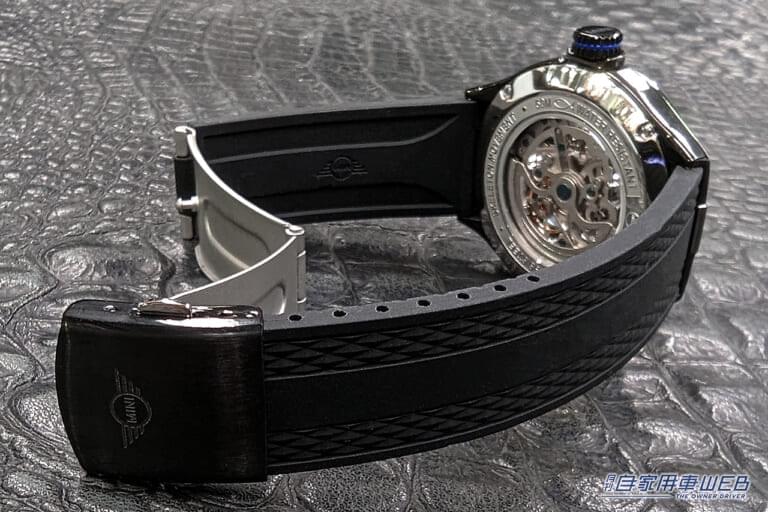 MINI が手掛けたスケルトン腕時計「MINI オートマティックウォッチ
