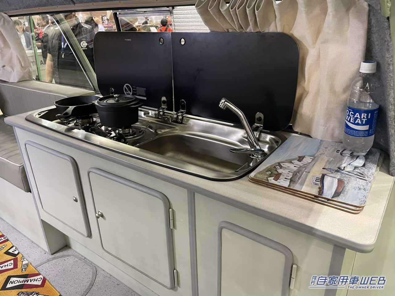 |ベッドフォード CAのキャンピングカー! クラシックカーとしての高い希少性が自慢