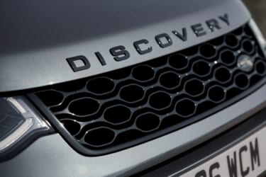 ランドローバー「DISCOVERY SPORT」2024年モデルが受注開始 内外装のデザイン刷新でモダン&ラグジュアリーに