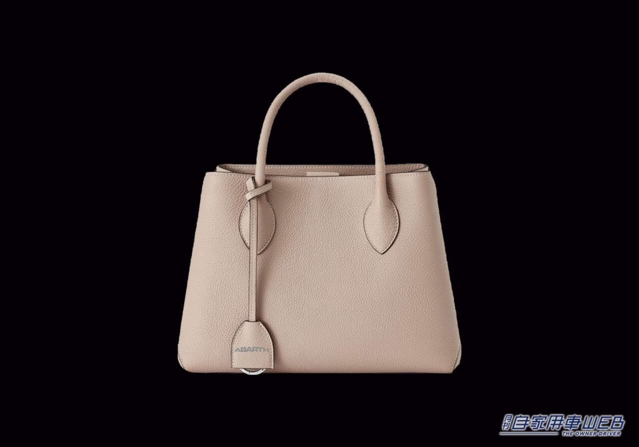 |アバルトから日本限定モデル「ABARTH 695 Pelle」が登場、100台限定