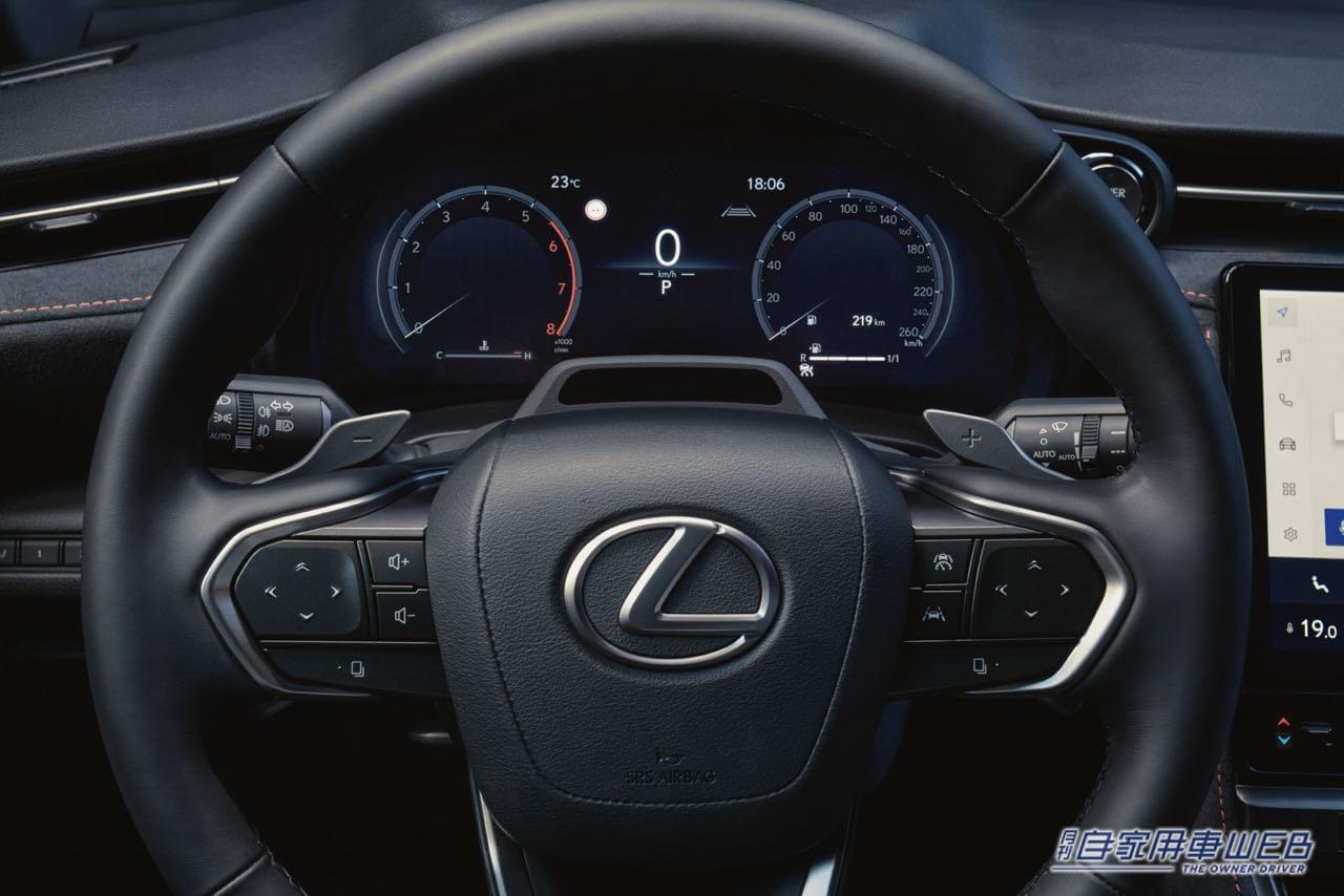 |レクサス「LBX」はインテリアも刷新!走りの楽しさを最大化させるコックピットとは!?