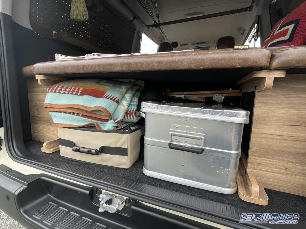 |フルフラットのスペースは250センチにも! ハイエースベースのオシャレ釣りキャンパー