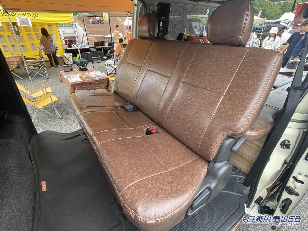 |フルフラットのスペースは250センチにも! ハイエースベースのオシャレ釣りキャンパー