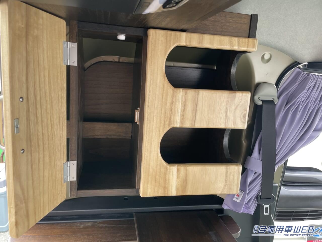 |フリップダウンディスプレイも備えたダイハツ アトレーの軽キャンパー! ソロ活にはピッタリだ