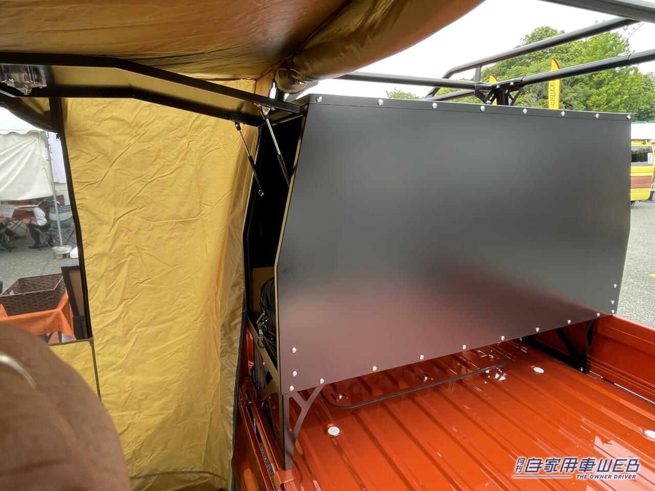 |アウトドア特化の軽トラ! サイドテントを展開すればベースキャンプに早変わり