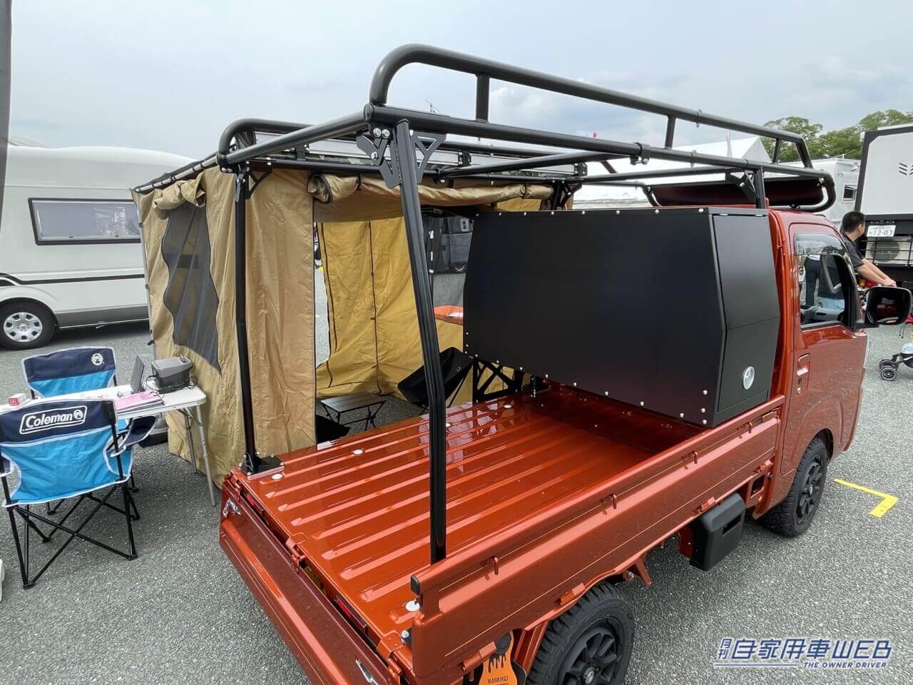 |アウトドア特化の軽トラ! サイドテントを展開すればベースキャンプに早変わり