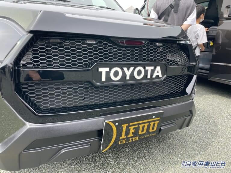 ハニカムメッシュグリル|「本当にプロボックスか?」「もはやSUVじゃん」超カッコいいのは外装だけじゃない。レザー調のインテリアまで魅力のプロボックス