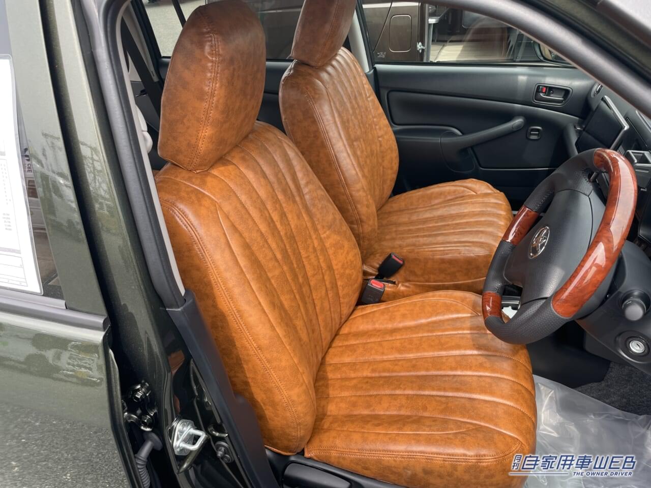 |「本当にプロボックスか?」「もはやSUVじゃん」超カッコいいのは外装だけじゃない。レザー調のインテリアまで魅力のプロボックス