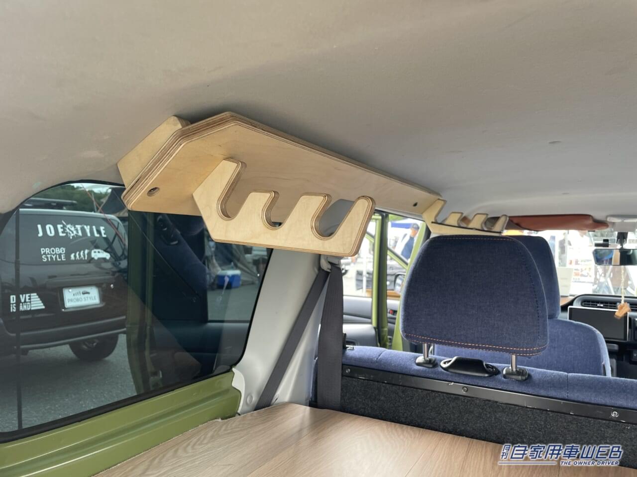 |アウトドアカスタムされたプロボックス! 充実のグリルパーツやリフトアップでもはやSUVに