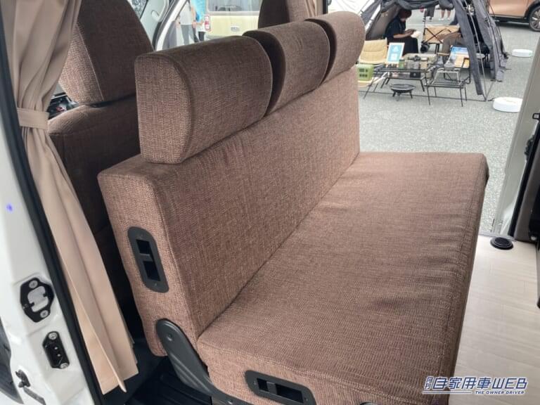 キャンピングカー|タウンエース|LIFE WALK Plaything ACE SP|斬新サイズ感「トヨタ車だよね?」圧倒的コスパの万能キャンピングカー。街乗り問題なし・車中泊快適・感動の使いやすさ。