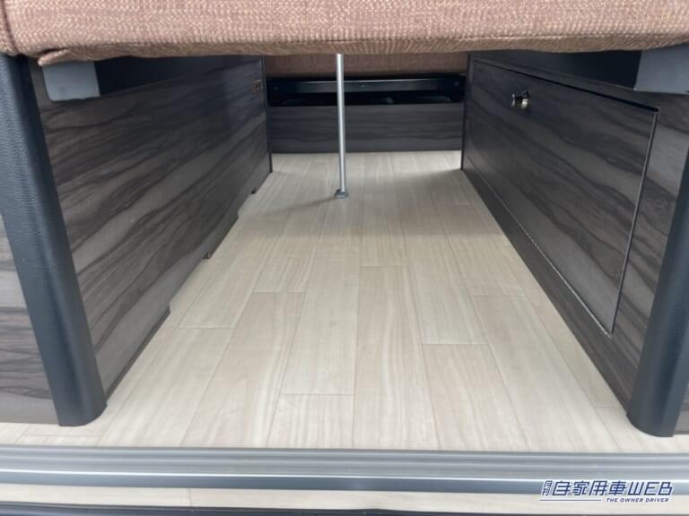 キャンピングカー|タウンエース|LIFE WALK Plaything ACE SP|斬新サイズ感「トヨタ車だよね?」圧倒的コスパの万能キャンピングカー。街乗り問題なし・車中泊快適・感動の使いやすさ。