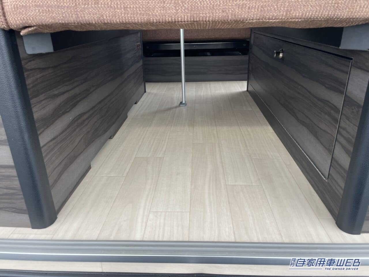 |斬新サイズ感「トヨタ車だよね?」圧倒的コスパの万能キャンピングカー。街乗り問題なし・車中泊快適・感動の使いやすさ。