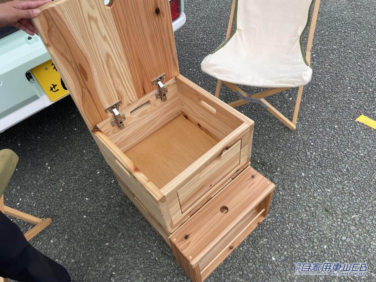 |「嘘でしょ、天井まで?」「軽バンとは思えない」天然木のボックスで遊べる軽キャンパー