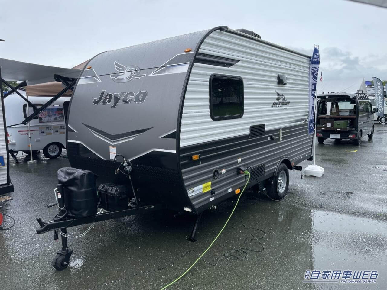 |走るワンルーム! 一人暮らしができそうなキャンピングトレーラー