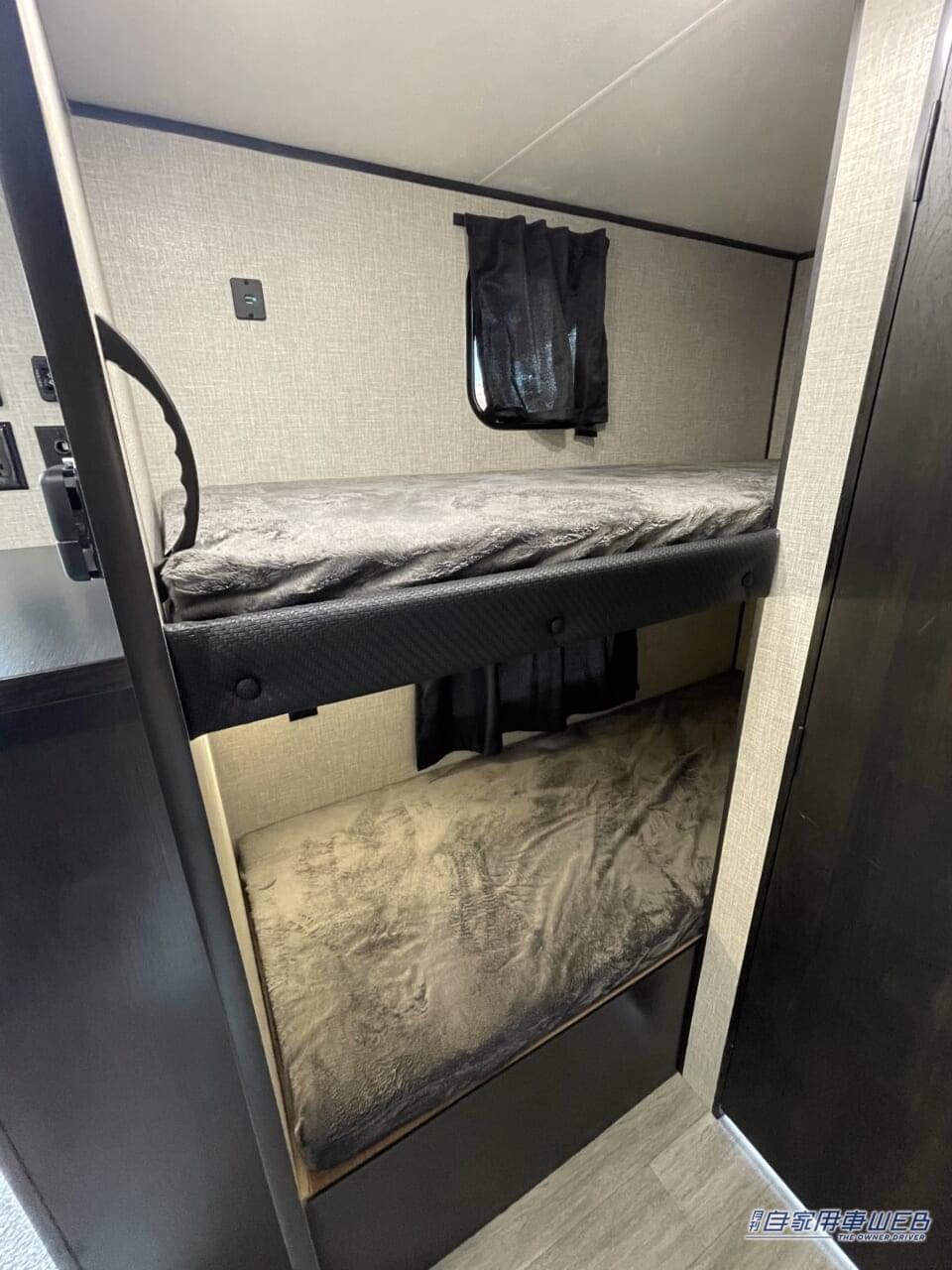 |走るワンルーム! 一人暮らしができそうなキャンピングトレーラー