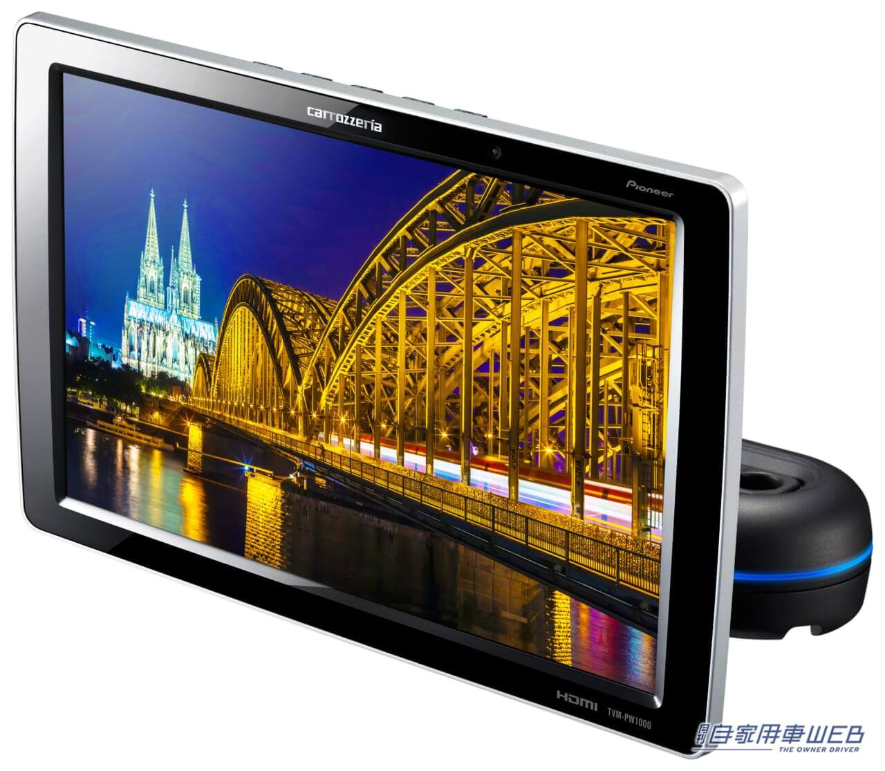 |後部座席用にディスプレイを後付け! 好きな映像を楽しめる高画質モニターがパイオニアから登場