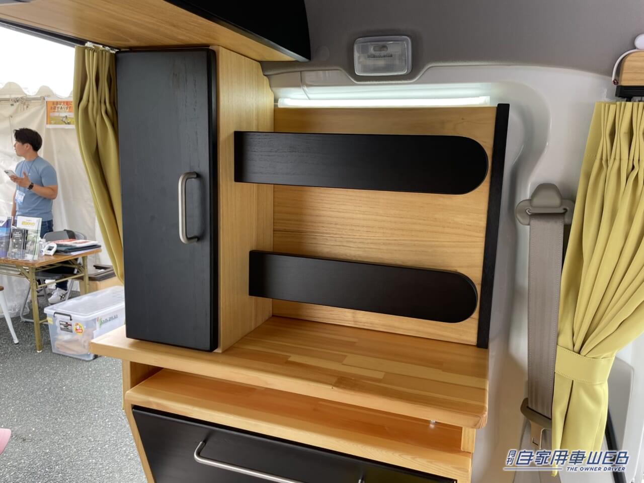 |ソロキャンにはちょうど良いサイズ! 便利&シンプルな軽キャンパー