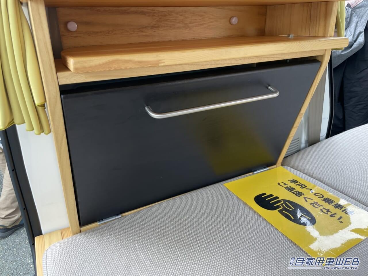 |ソロキャンにはちょうど良いサイズ! 便利&シンプルな軽キャンパー