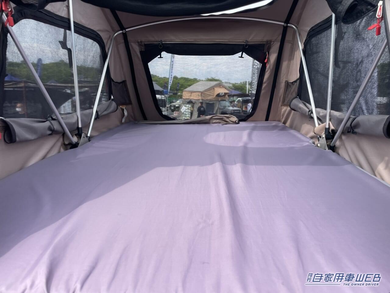 |ロードバイクとルーフテントを積載! YAKIMAのアイテムでカスタムされたトヨタRAV4がカッコいい