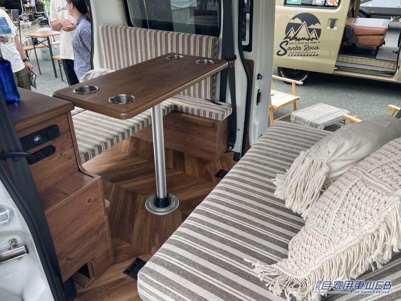 キャンピングカー|タウンエース|フィルバート(サンタローザ)|衝撃トヨタ車「美しく、無骨でカッコいい…」「これは刺さるデザイン」完成されたスタイルだが、自分色の余白が素敵。