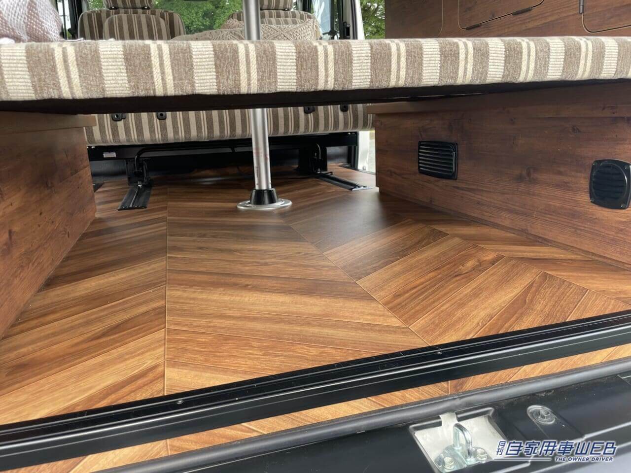 キャンピングカー|タウンエース|フィルバート(サンタローザ)|衝撃トヨタ車「美しく、無骨でカッコいい…」「これは刺さるデザイン」完成されたスタイルだが、自分色の余白が素敵。