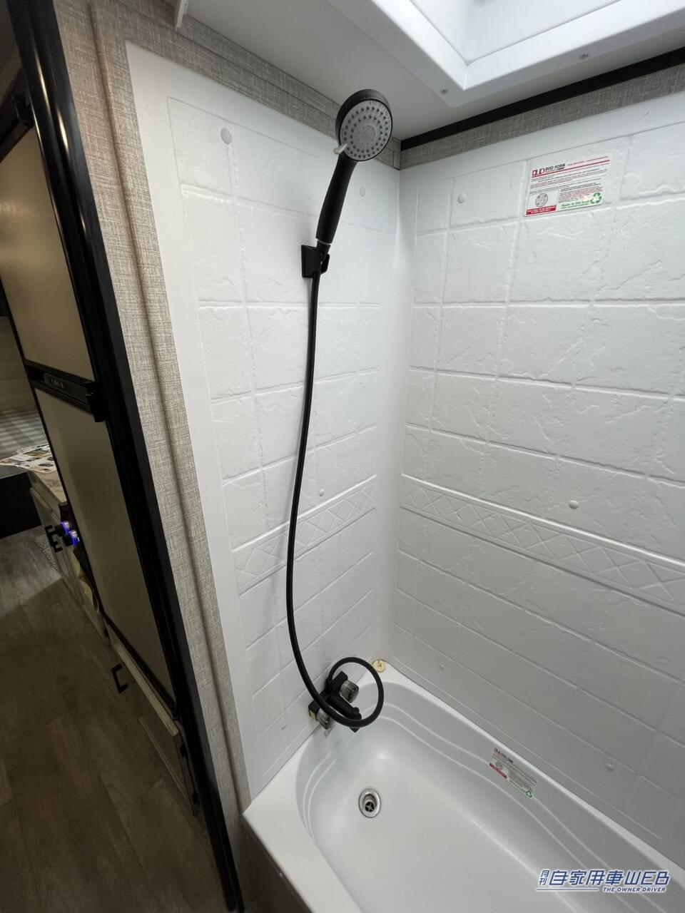 |もうここに住める! 充実装備が魅力のキャンピングトレーラー