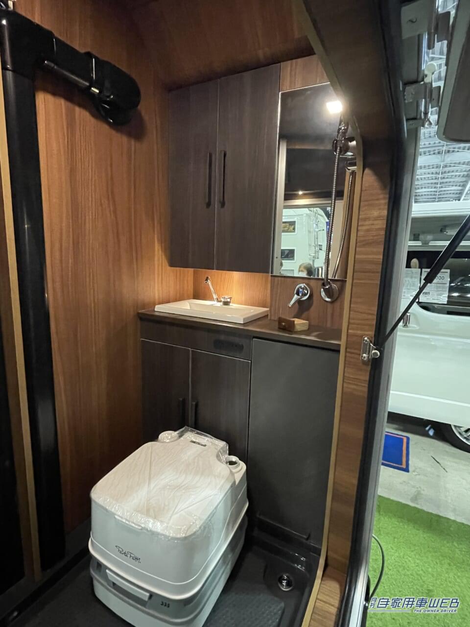 |こんな車が欲しかった! トヨタのハイラックスがベースのキャブコン