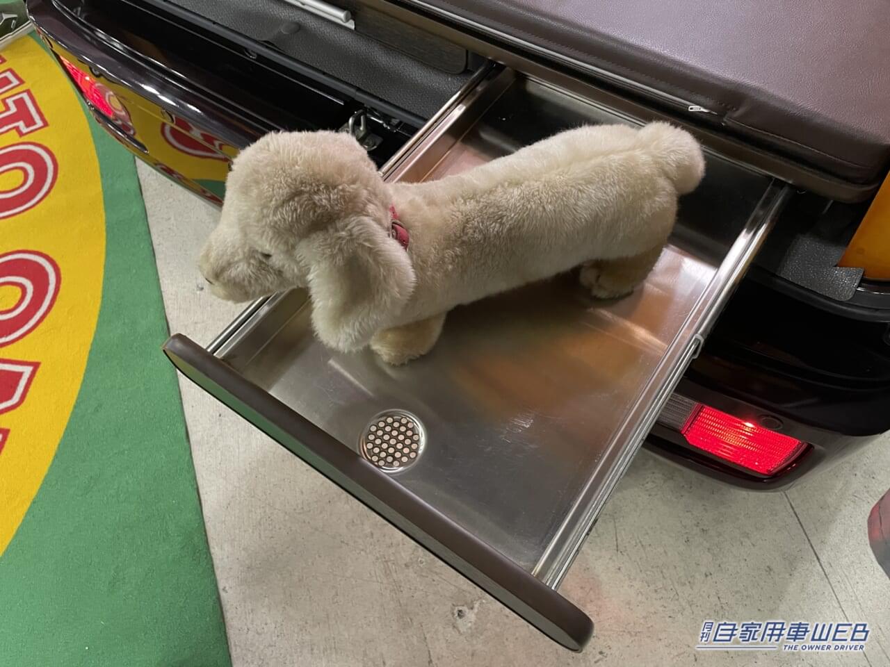 軽キャンピングカー|エブリイ|愛犬くん(オートワン)|「これは住めるぞ…」アウトドア未経験でも欲しくなる。ペットもOKな軽キャンパー!