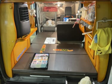愛犬との旅に特化! スズキのエブリイがベースの軽キャンパー