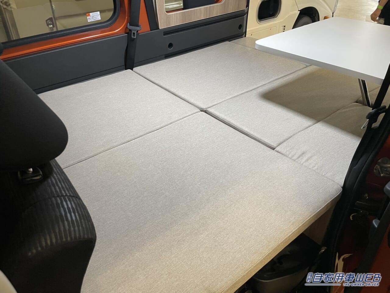 |「この軽自動車…」「正直、ナメてた」見た目フツー、中身ガチ。ちょっとズルいぞ、仕事も遊びも1台で叶える、天才的な軽キャンパー。