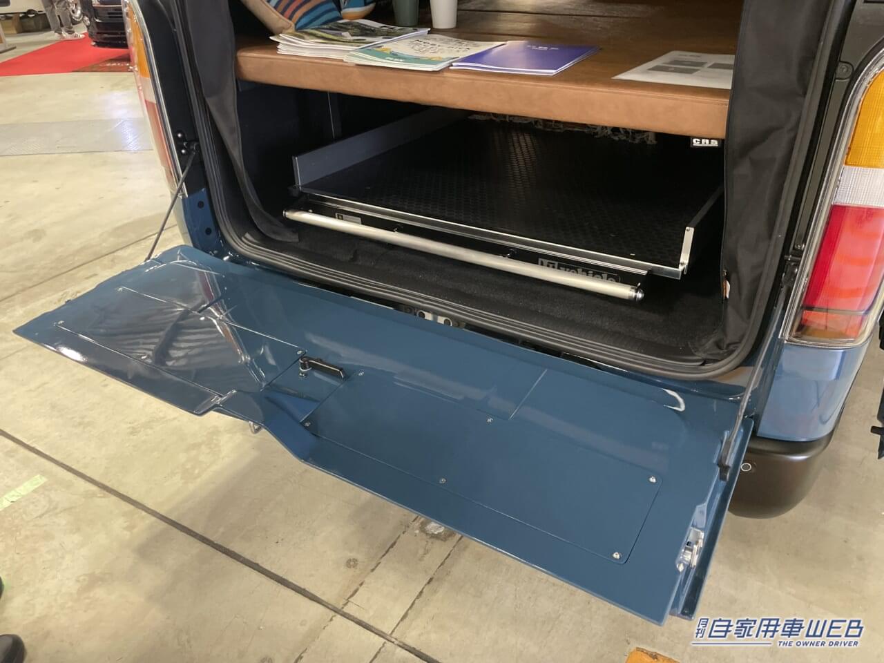 |スライドフロアがアウトドアで超便利! トヨタのハイエースがベースのキャンパー